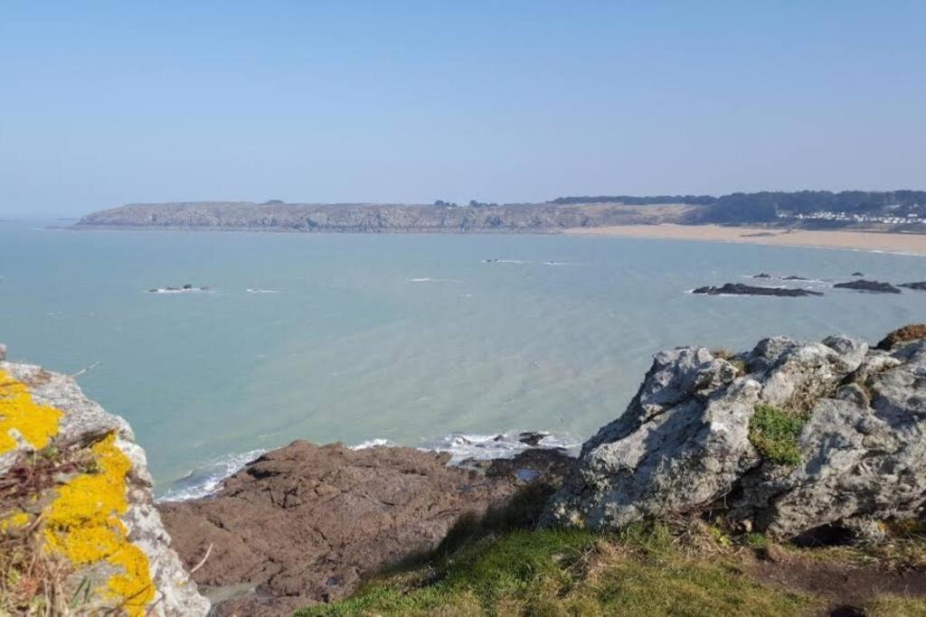 Vue Mer Pour Une Escale En Baie Du Mt-St-Michel Cherrueix Eksteriør billede
